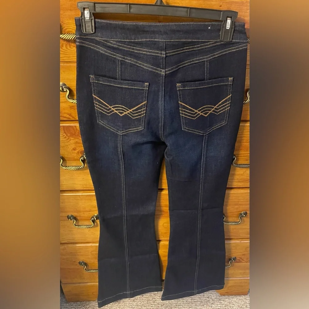 Idyllwind High-Rise Button-Front Flare Jeans - Picture 2 of 4